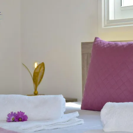 Seawitch Apartment Larnaca