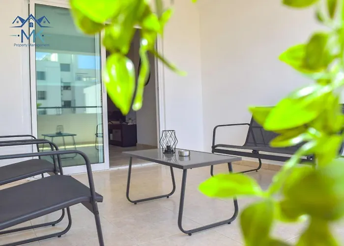 Seawitch * לרנקה