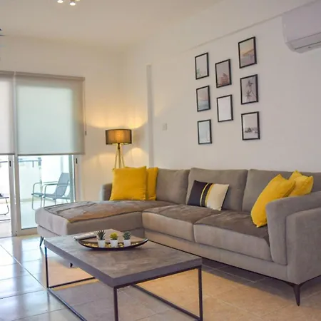 Апартаменти Seawitch Ларнака